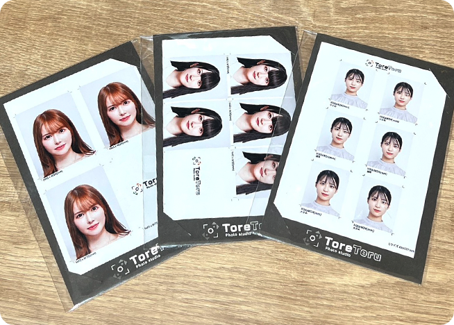 レタッチされた写真をそれぞれパスポート用、履歴書用、運転免許証用で印刷された画像